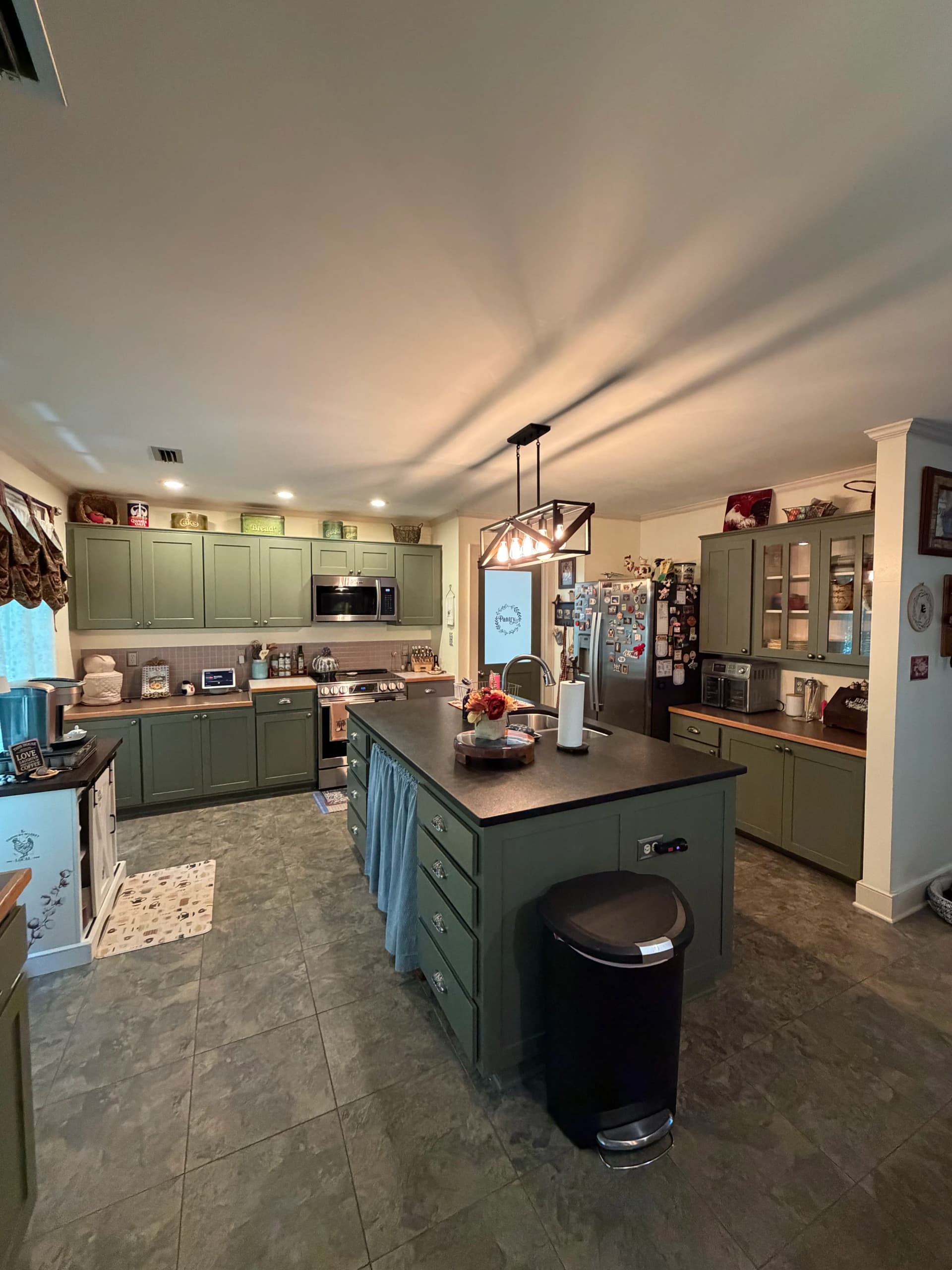 Gallery photos for Historic Mount Pleasant Home Gets a Fresh Kitchen Without Losing Its Soul: Image #2