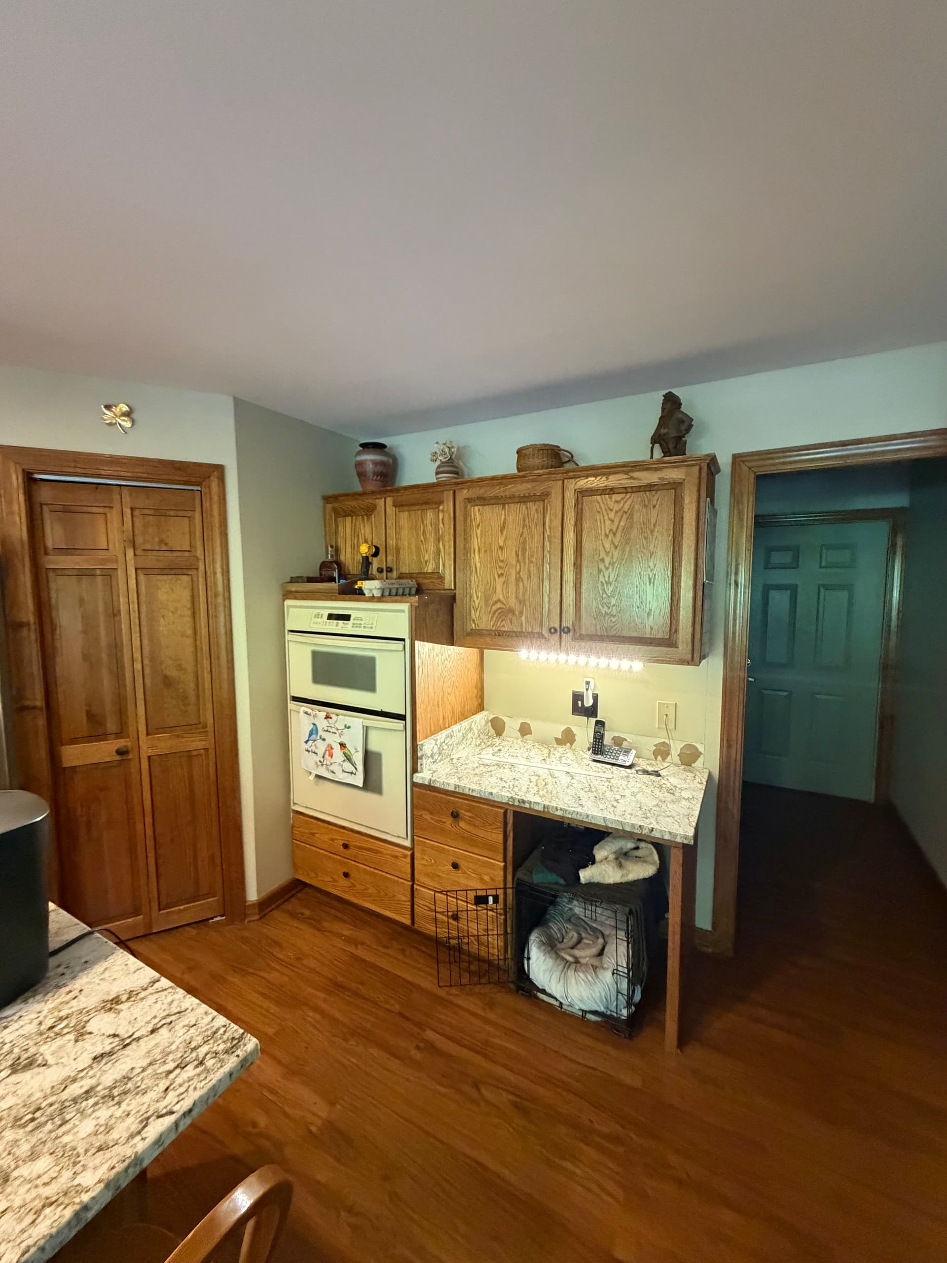 Gallery photos for Porcelain Tile Backsplash Install at High Rock Lake: Image #1