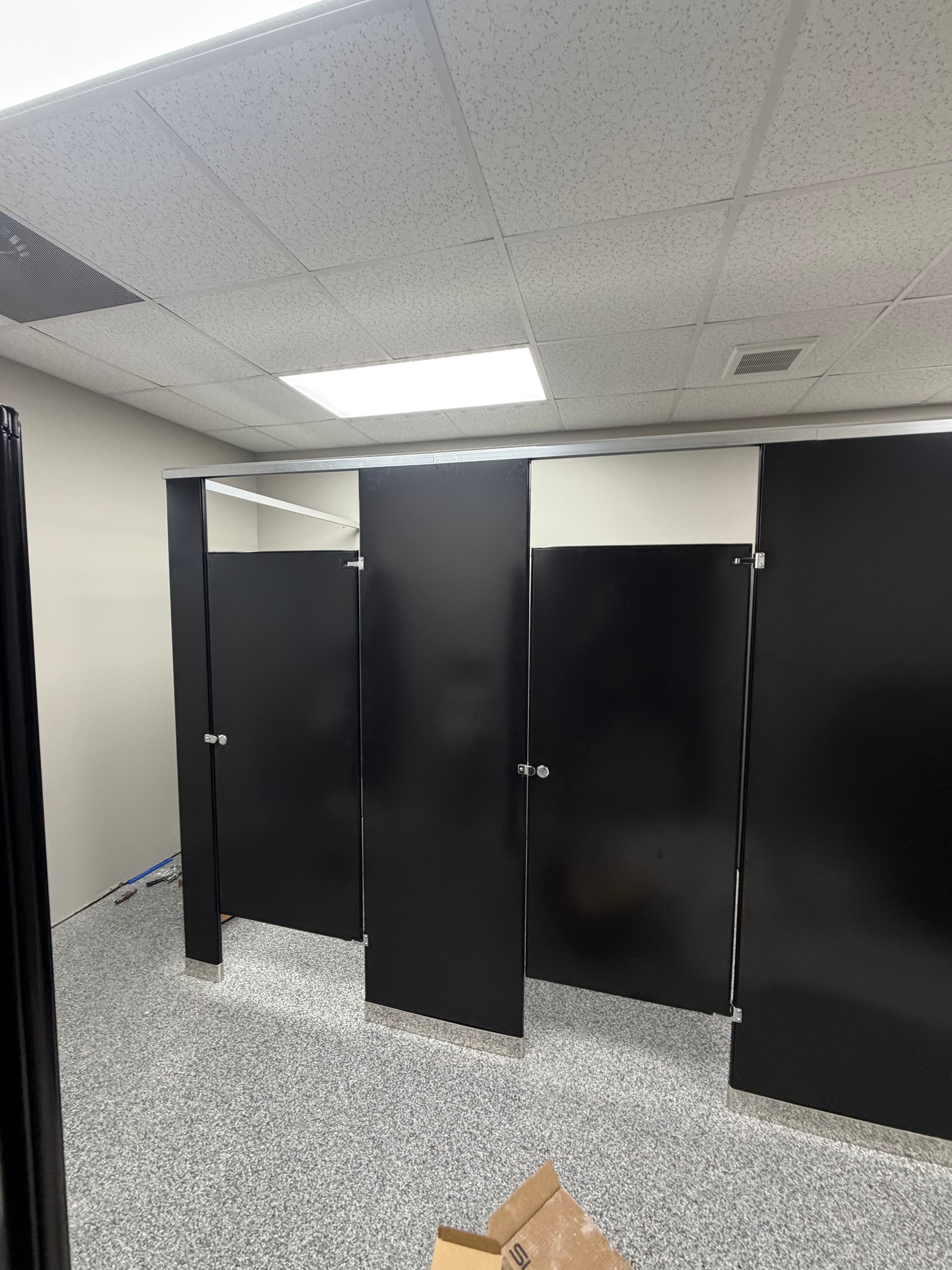 Gallery photos for Bathroom Partition Success in Commercial Space: Image #5