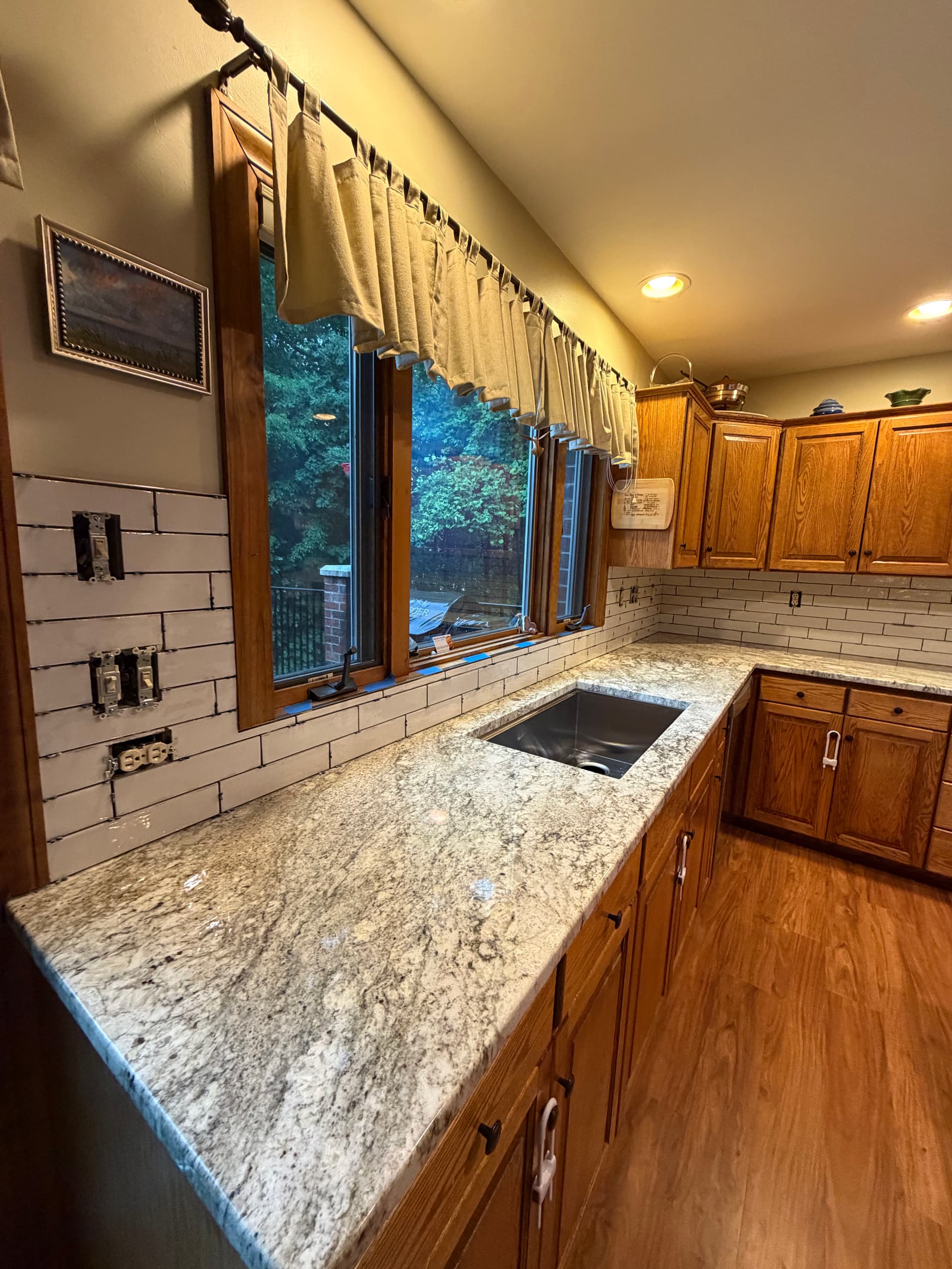 Gallery photos for Porcelain Tile Backsplash Install at High Rock Lake: Image #2
