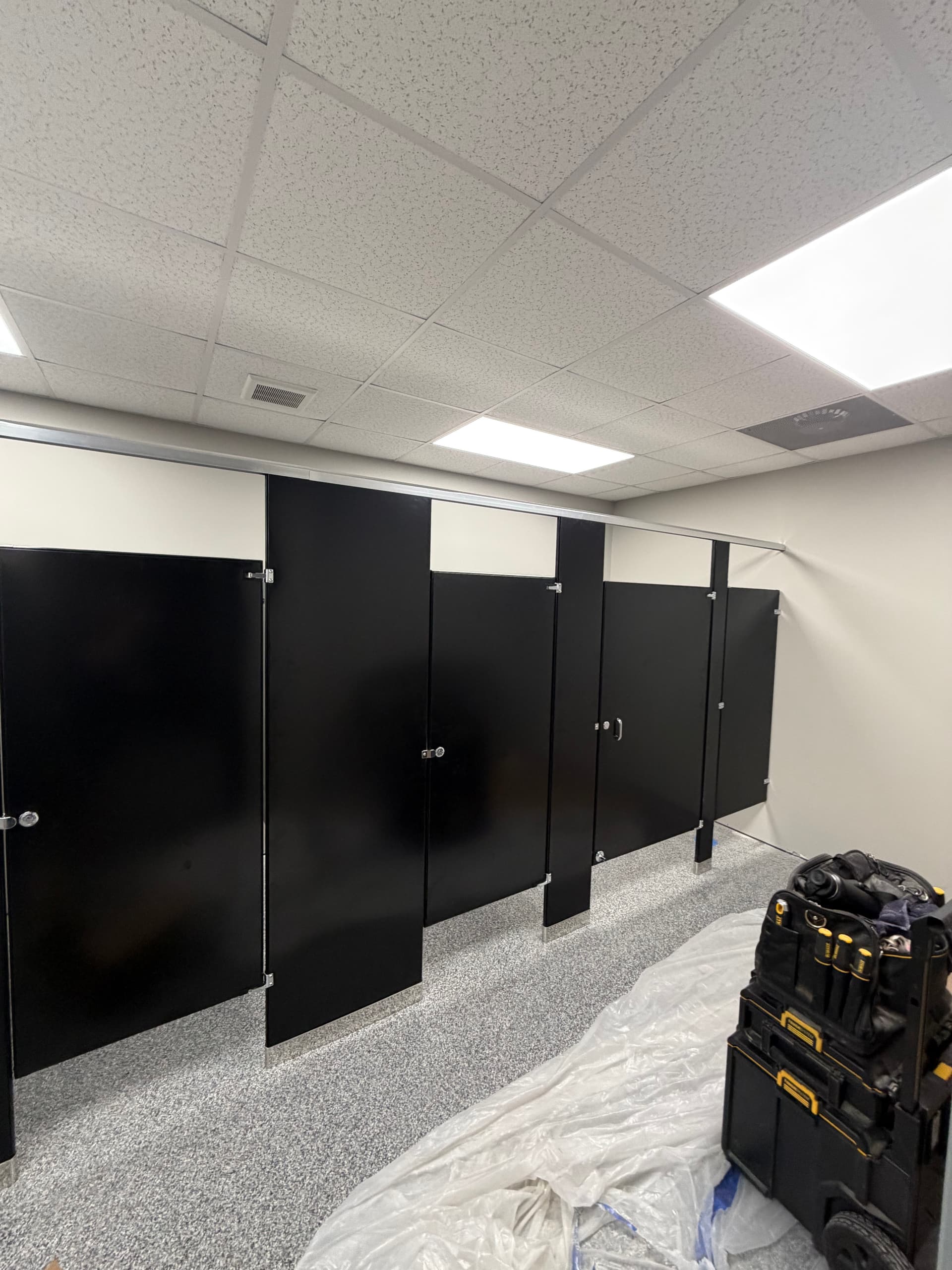 Gallery photos for Bathroom Partition Success in Commercial Space: Image #6