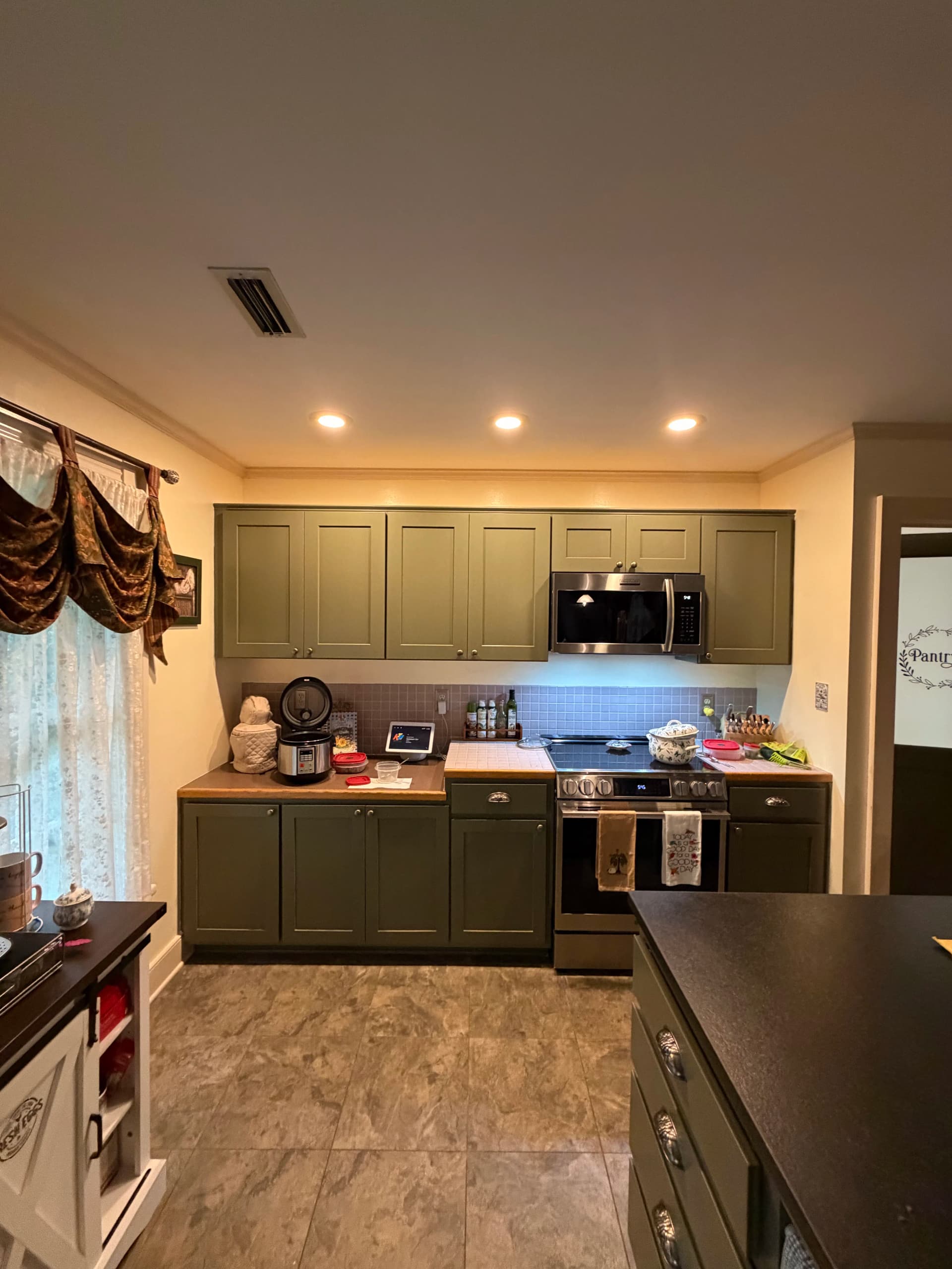 Gallery photos for Historic Mount Pleasant Home Gets a Fresh Kitchen Without Losing Its Soul: Image #7
