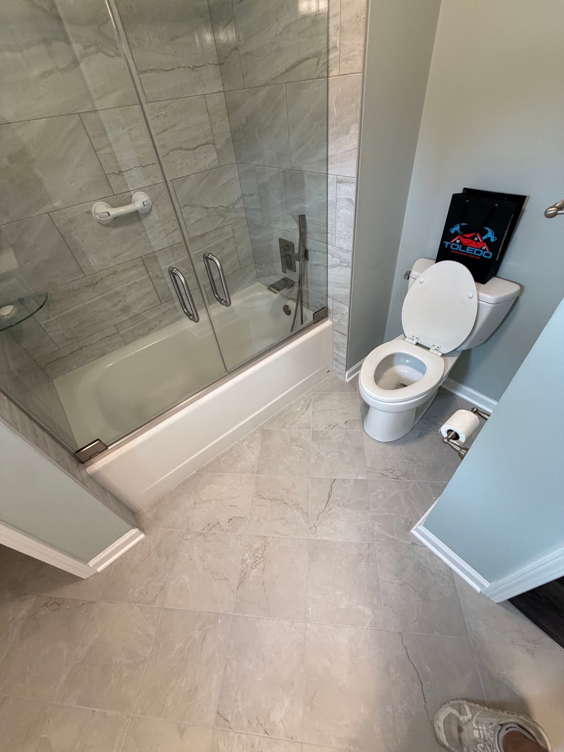 Gallery photos for Diagonal 12x12 Tile Floor Upgrade in a Small Bathroom: Image #3