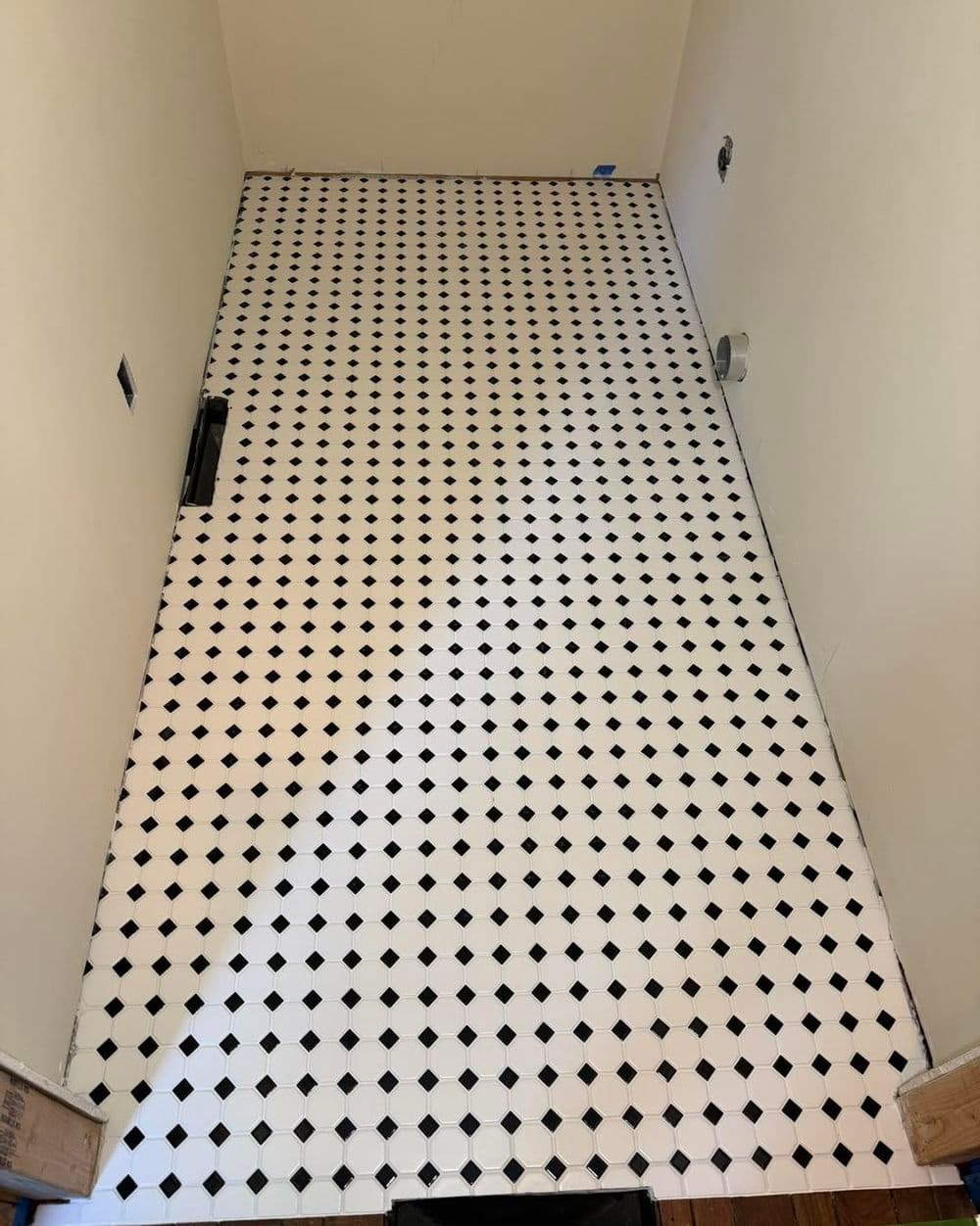 Gallery photos for Seamless Mosaic Tile Flooring in Salisbury NC: Image #6