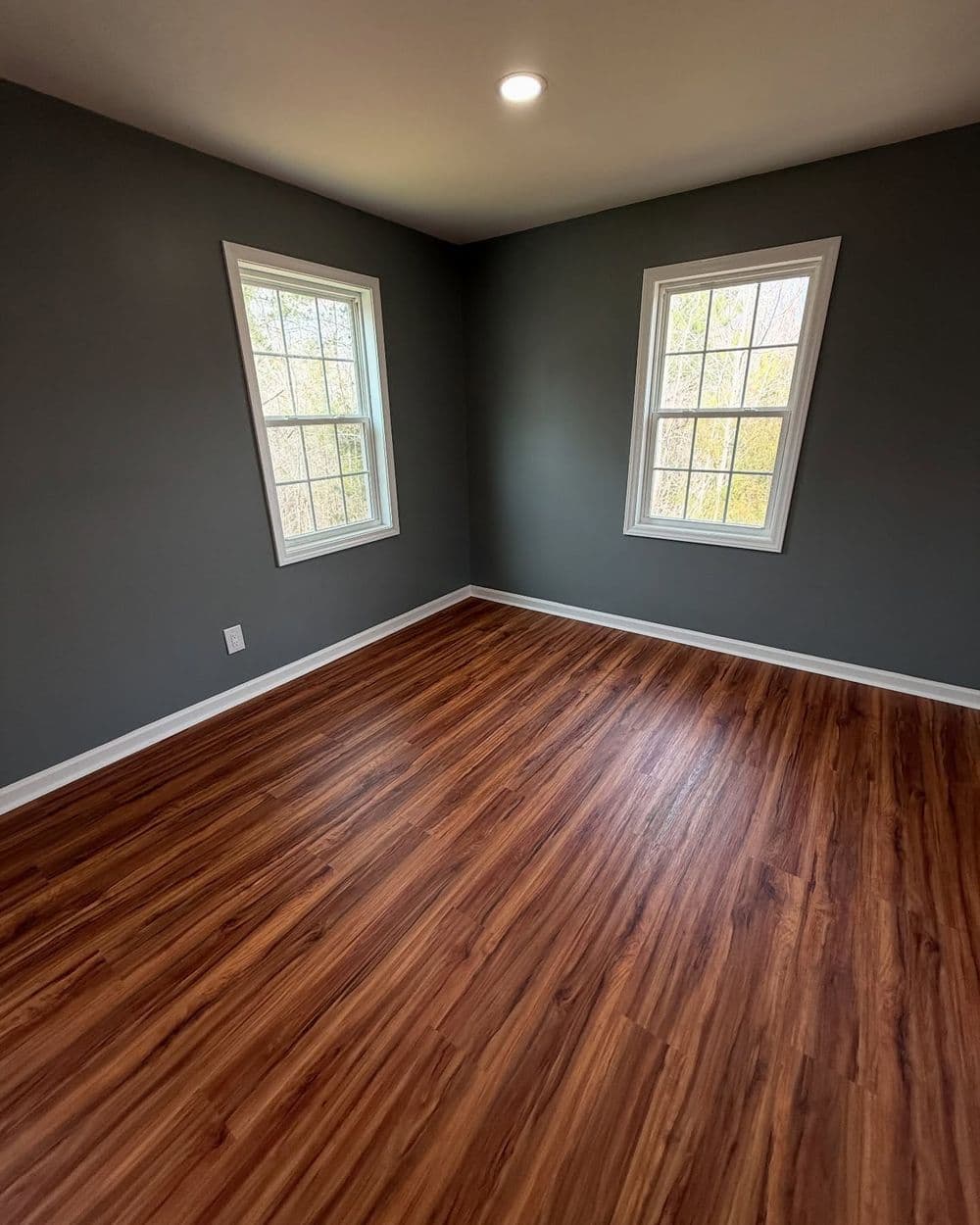 Gallery photos for LVP and Trim Installation for Bonus Room in Concord NC: Image #8