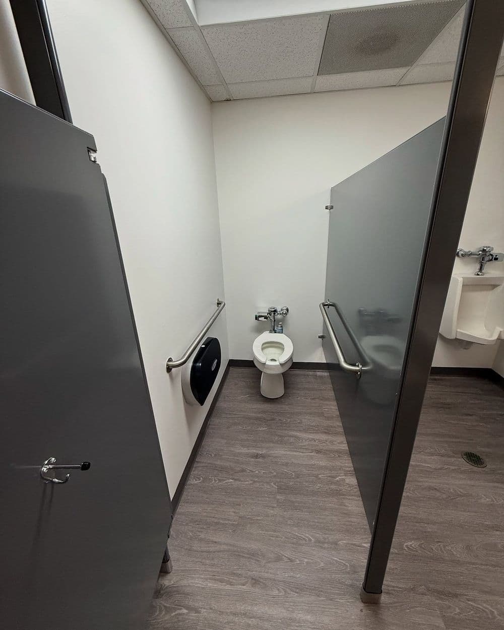 Gallery photos for Bathroom Partition Installation with Accessories in Winston-Salem: Image #4