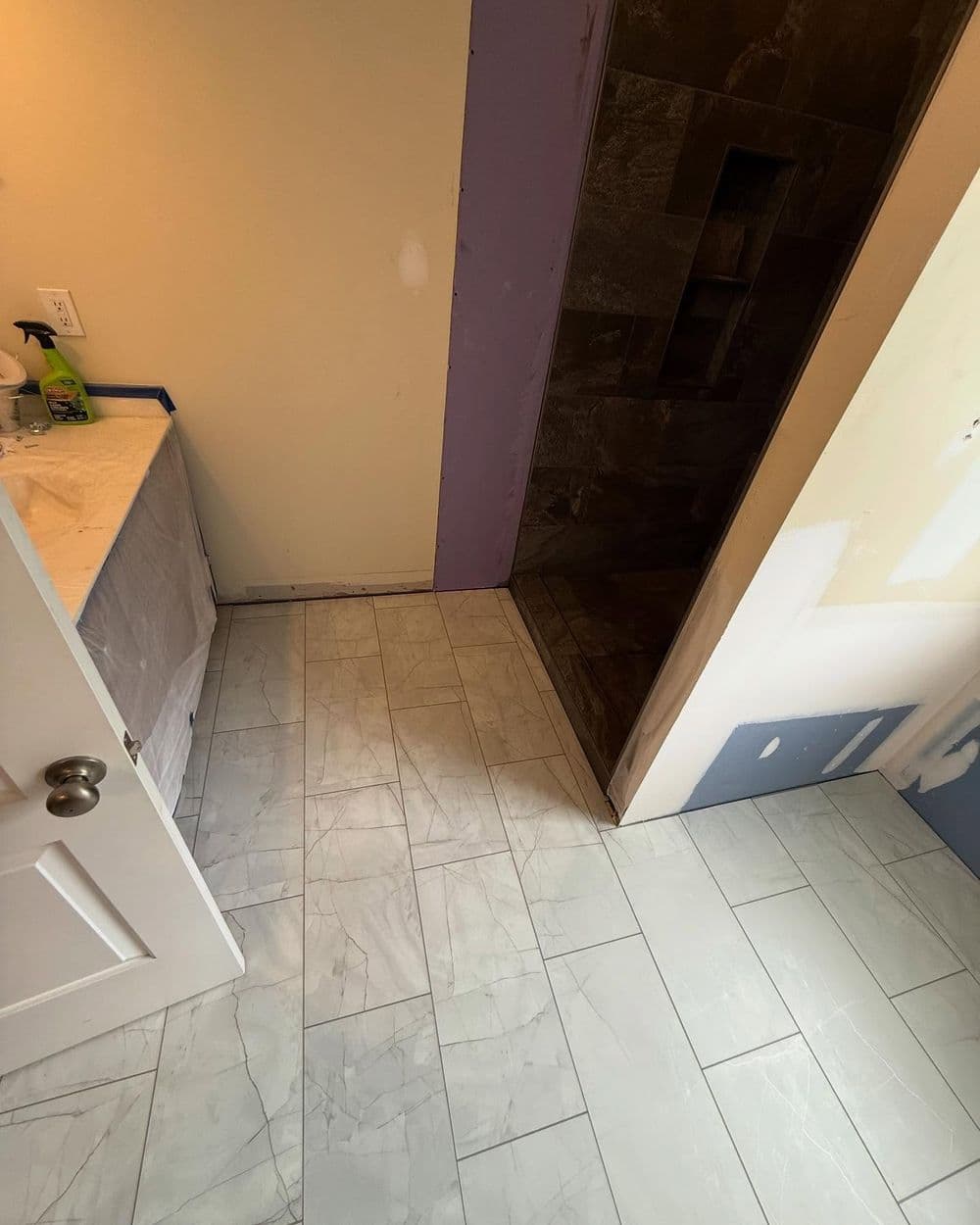 Gallery photos for Stunning Tile Shower and Bathroom Upgrade in Rockwell: Image #5